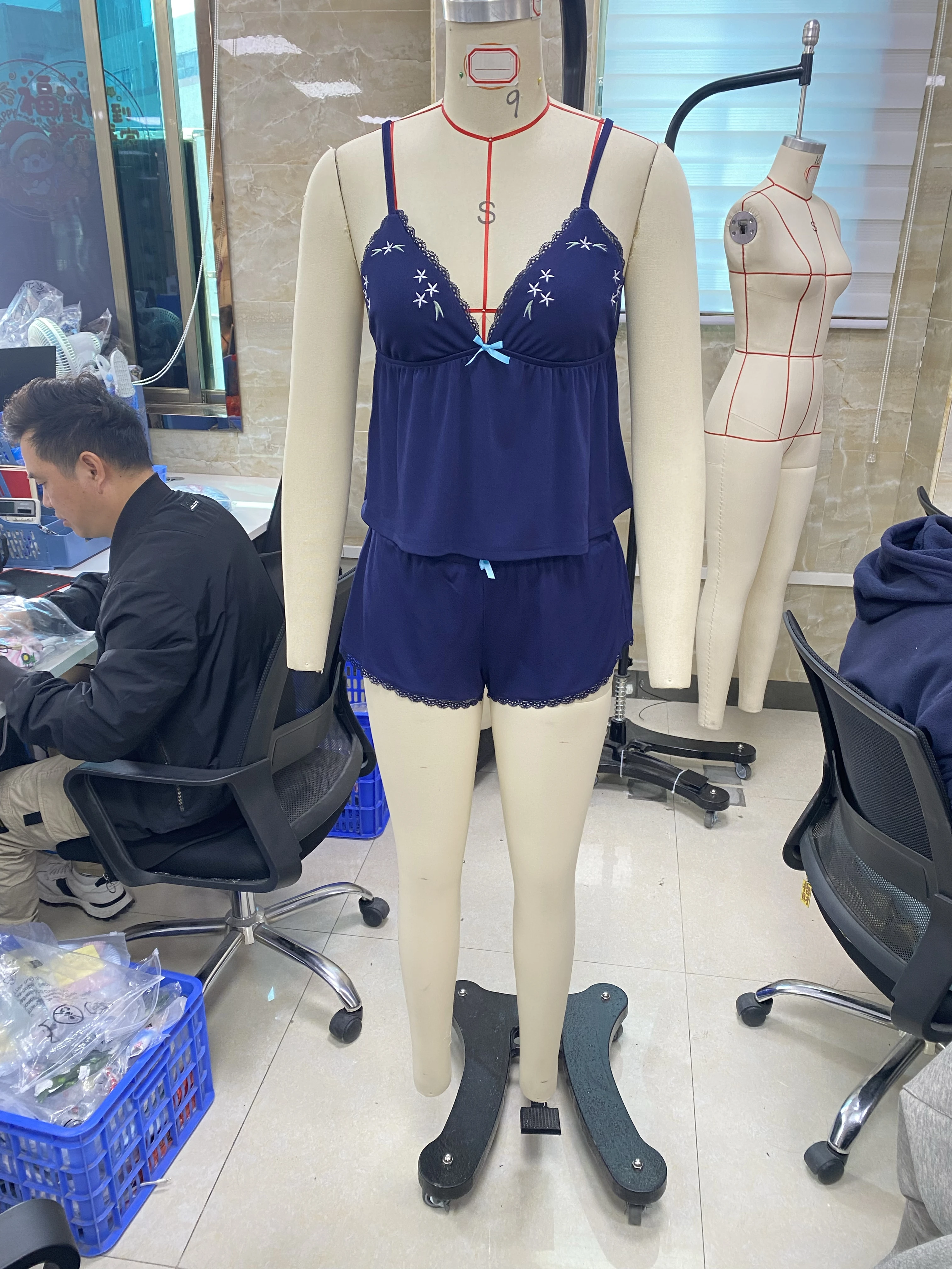 No image