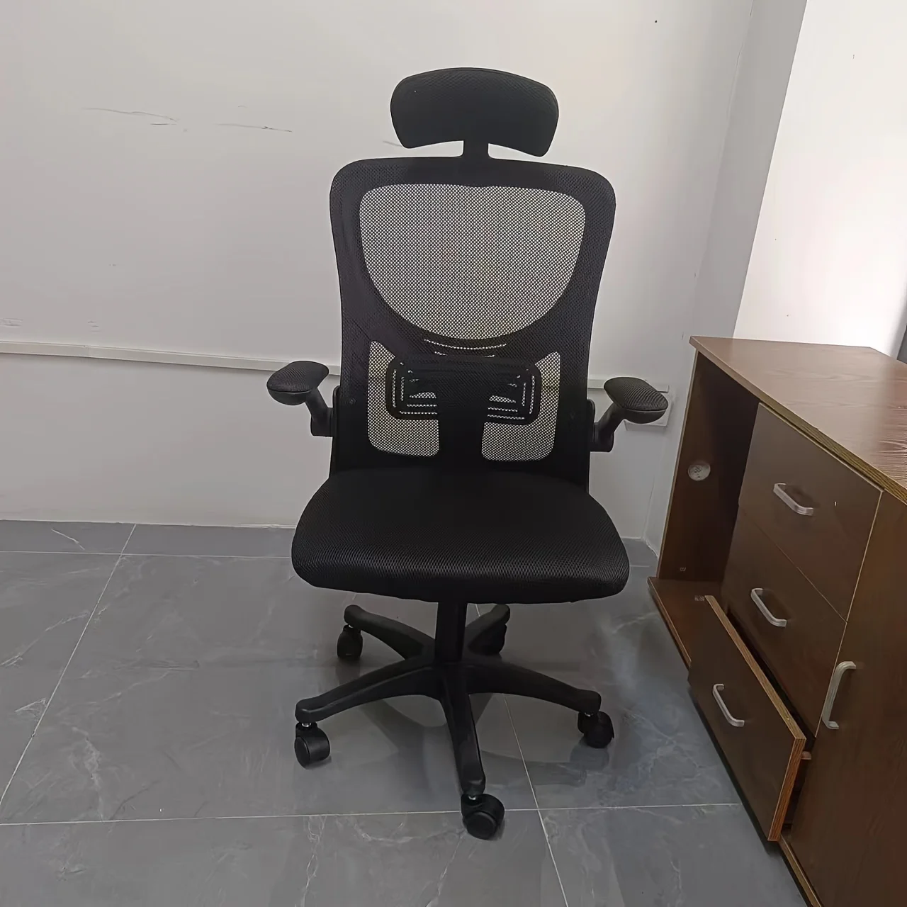No image