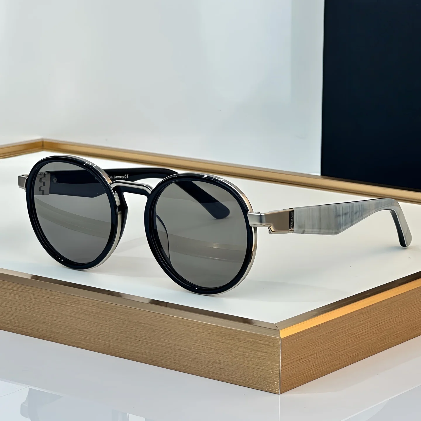 No image