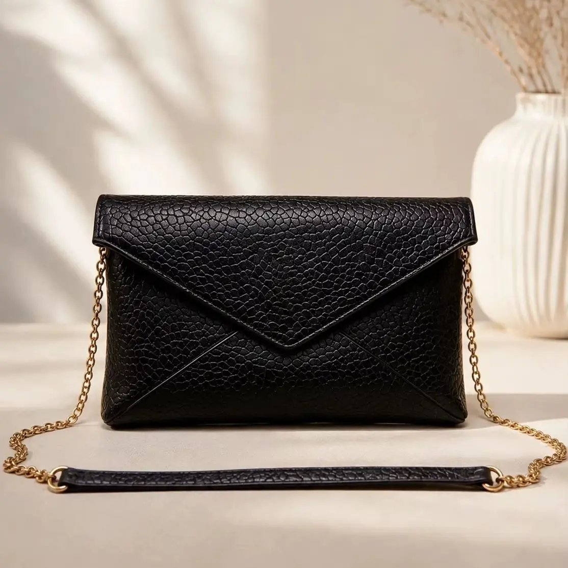 2026 New Luxury Bag Envelope Bag Black Grained Lambskin down details Size 30x18x5cm