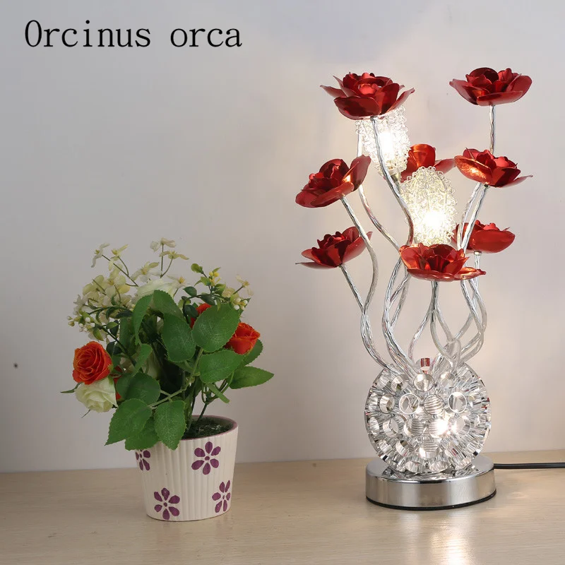 European style table lamp bedroom modern minimalist Scandinavian living room fashion creative wedding gift countryside lamp