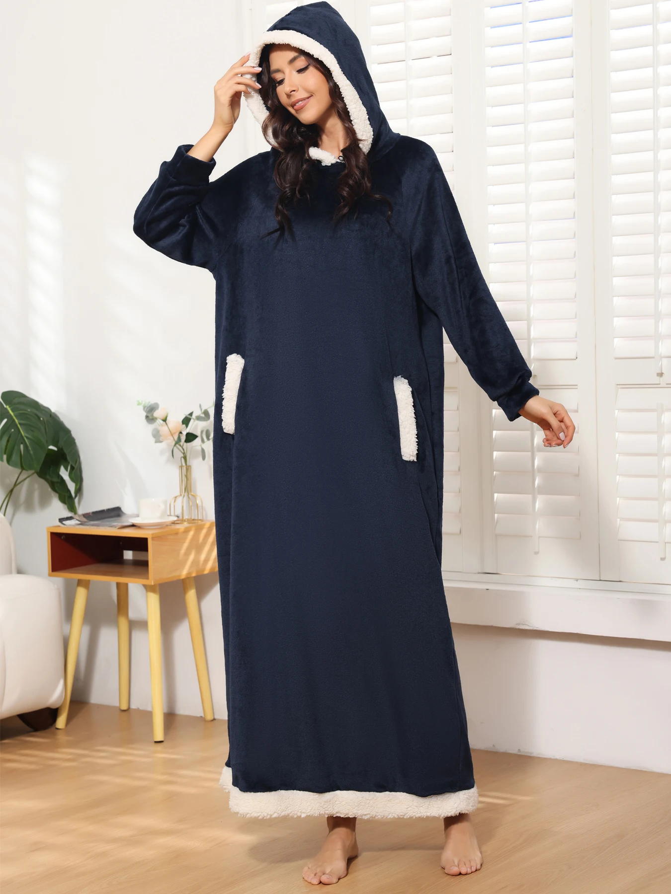 Winter Thickened Plush Sleepwear with Pockets Side Blanket Lambskin Nightgown Long Home Robe Home Comfortable Clothing