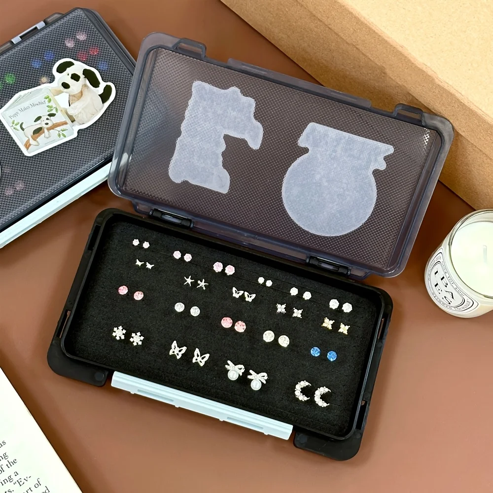 1PcPortable Ear Ring Storage Box, Suitable for Storing Jewelry Rings and Earrings Jewelry Storage Box for Jewelry Collection.