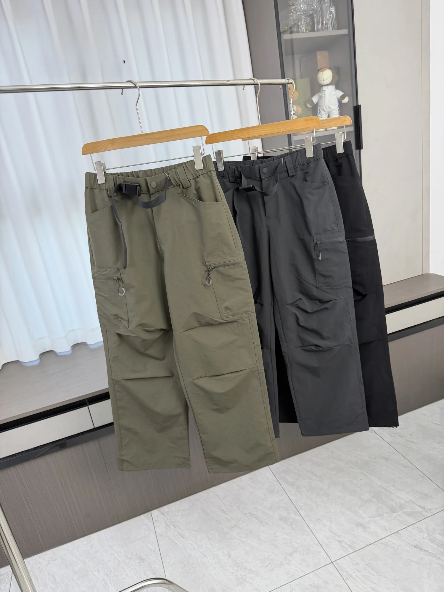 High Quality Windproof Waterproof Tear-resistant Outdoor Workwear Casual Trousers for Men Autumn Pure Color Wide Leg Fashion