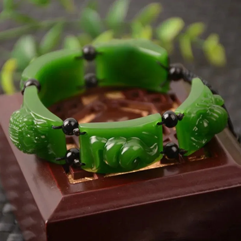 Natural Green Jasper Hand Carved Snake Bracelet Fashion Boutique Jewelry Men's and Women's Nephrite Spider Toad  Bracelet