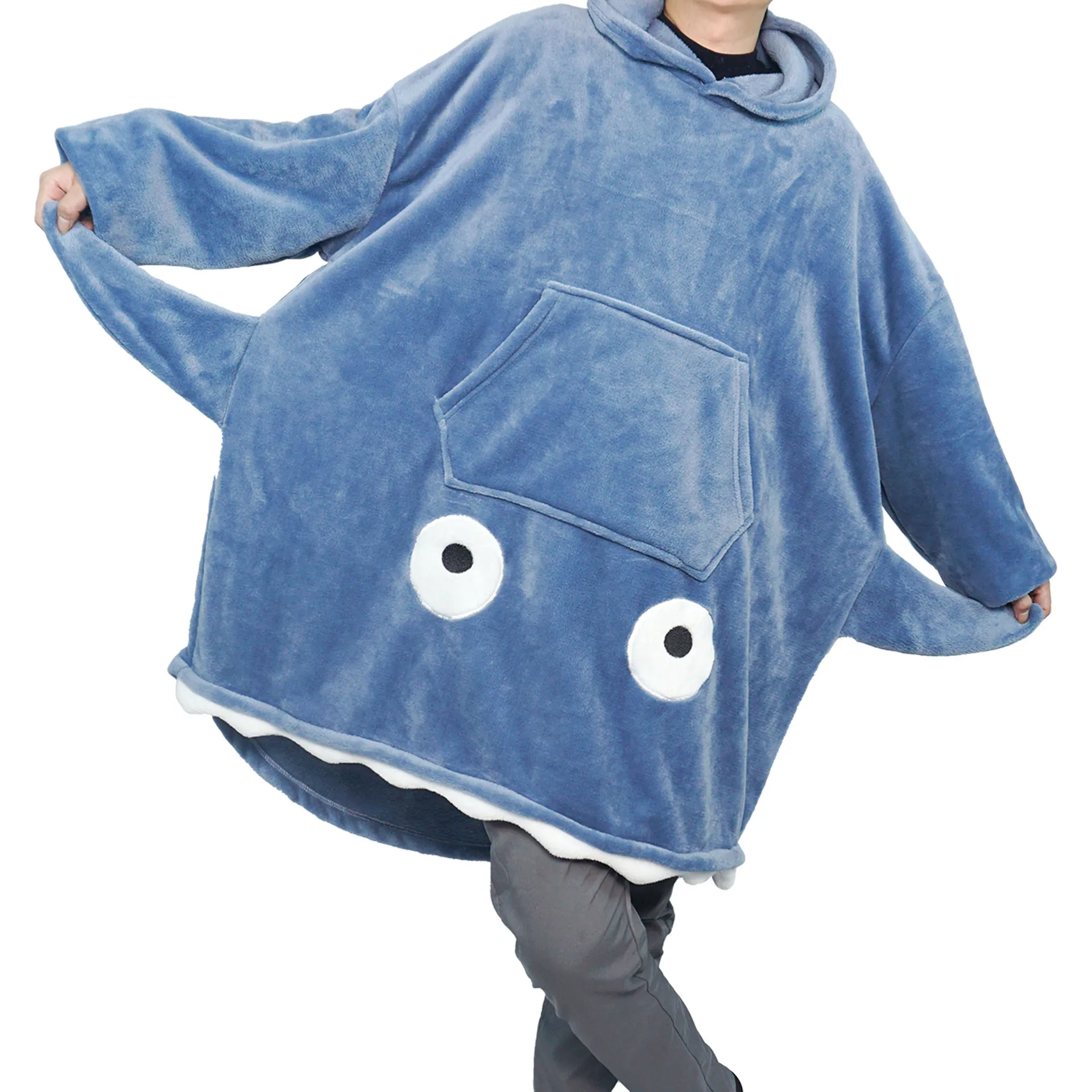 Flannel cartoon big eyed cute shark pajamas couple home clothes comfortable and warm double-sided flannel pullover