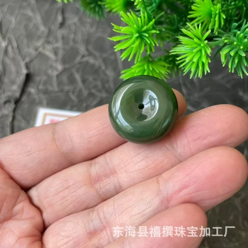 Natural Hetian Jade Russian Material'S Eye Pendant, Round And Full With No Black Spots, Small Peace Amulet