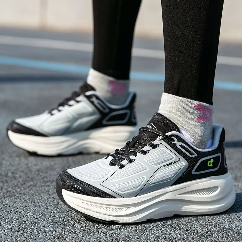 Fashionable Running Shoes Suitable for Both Men and Women, Lightweight and Casual Outdoor Walking and Jogging Sports Shoes