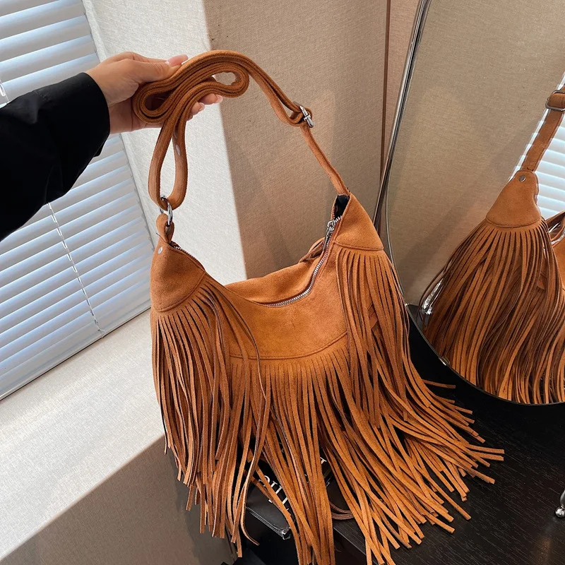 Vintage Bags for Women 2025 New Large Capacity Shoulder Bag Woman High Quality Chic Everyday Commute Tassel Casual Tote Bag