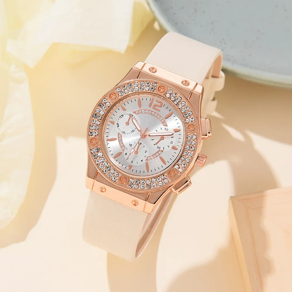 Women's Quartz Watch, Elegant and Stylish, with Adjustable Dial and Versatile Design