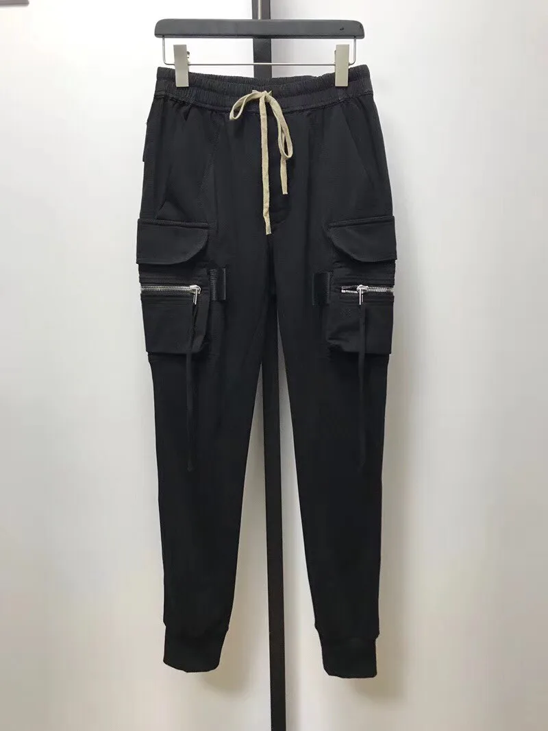 2026 Designer Dark RO Style Elastic Waist Multi-Pocket Cargo Jogger Pants for Men Slim Fit Tapered Leg Thin Cotton Breathable