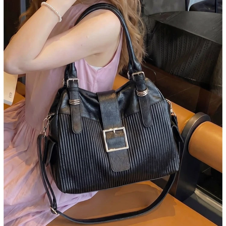 Women Large Capacity Vintage Tote Bag, Multi-Functional Handbag for Daily Commute, Weekend Travel, Shopping and Casual Bolsa