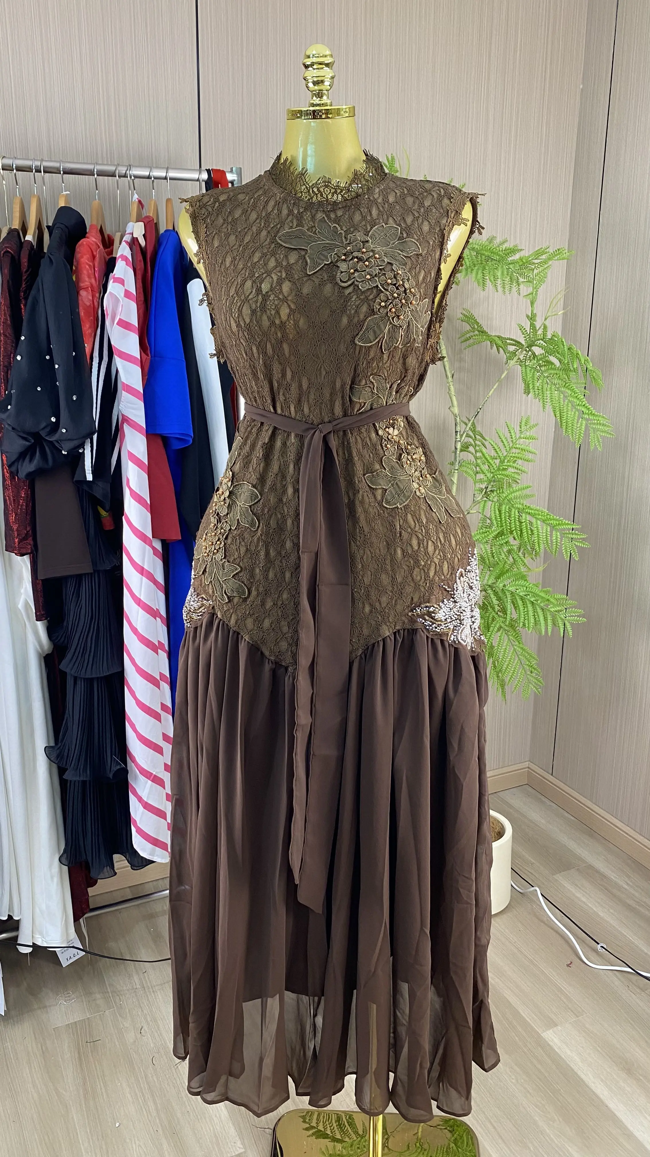 2026 New Luxury Lace and Chiffon Maxi Dress with 3D Floral Embroidery-GZXX937