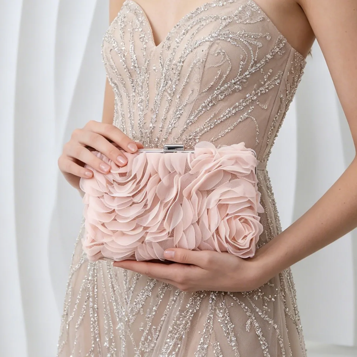 New fashionable rose flower exquisite wrinkle high-end dinner bag small square bag fresh shoulder messenger women's bag