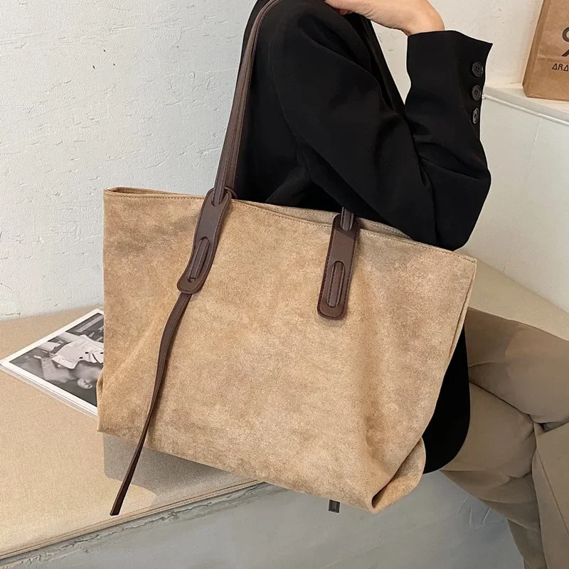 Autumn Winter Vintage Women's Bag Large Capacity Suede Shoulder Bag Solid Color Simple Casual totes Bag Retro Commuting Handbags