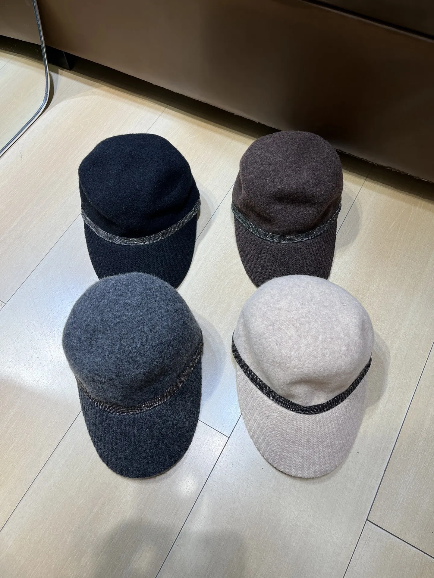 2026 Autumn/Winter New Fashionable Casual High-Quality Beaded Wool Baseball Cap