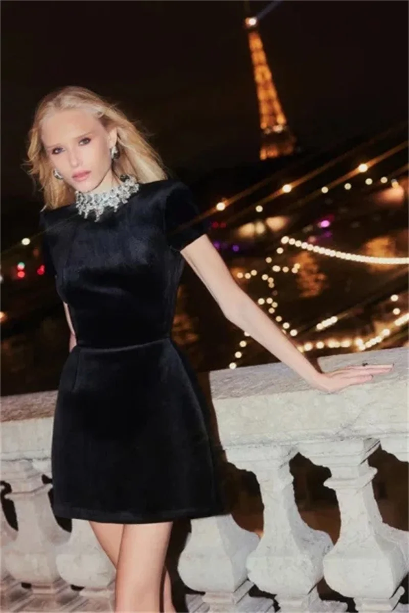 Crystals Black Prom Dress Sexy High Neck Short Sleeves Short Mini Bandage Party Gown Formal Wedding Guest Birthday Evening Robe