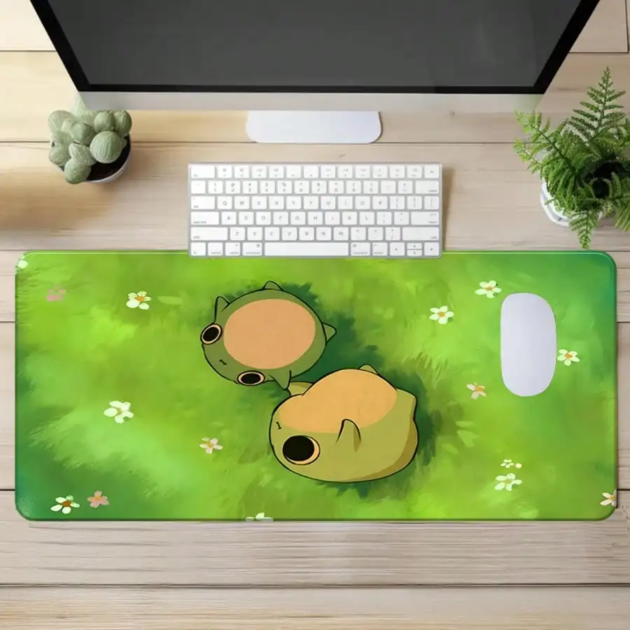 1pc Green Grass Frog Gaming Extra Large Mouse Pad, Fresh Healing Soft Cute Style Large Desk Mat - Soft Atmosphere Extended Extra Large Emerald Green Grassland