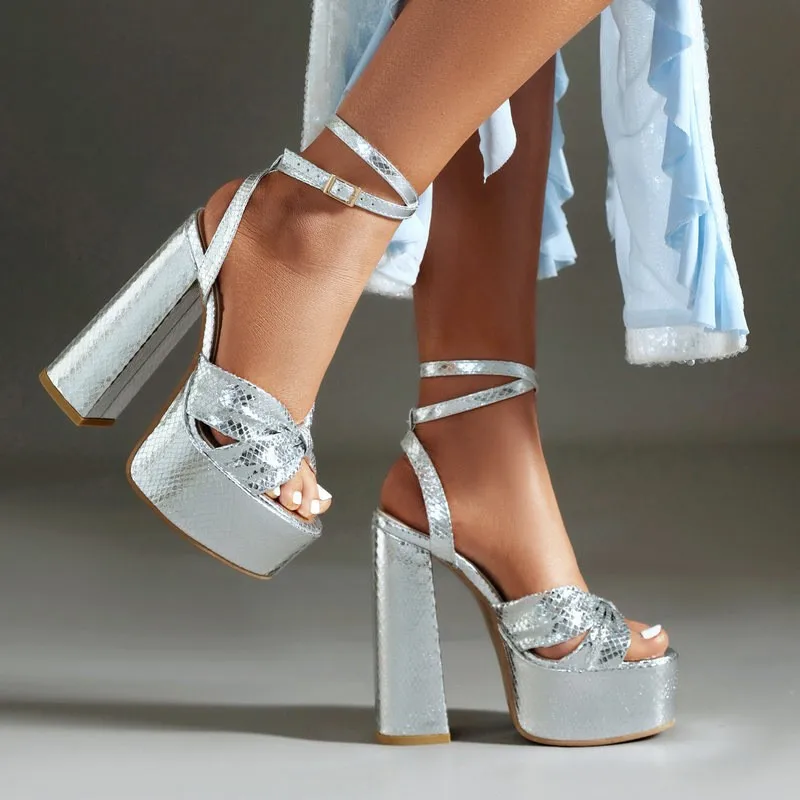 Women's foreign trade summer thick-soled high-heeled sandals with waterproof platform, gold and silver color.