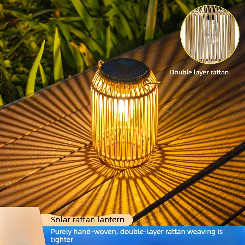 Solar Lantern Garden Light, Handmade Wicker Rattan Hanging Lamp Outdoor Waterproof Warm White LED for Christmas Patio Decor