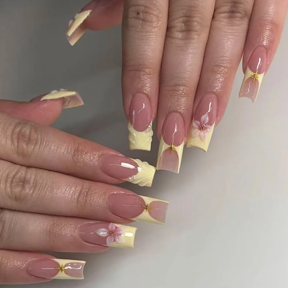 Press On Nails Cream Yellow French Tip 3D Flower False Nails Gold Star Long Coffin Nails Romantic Birthday Bridal Manicure JT39