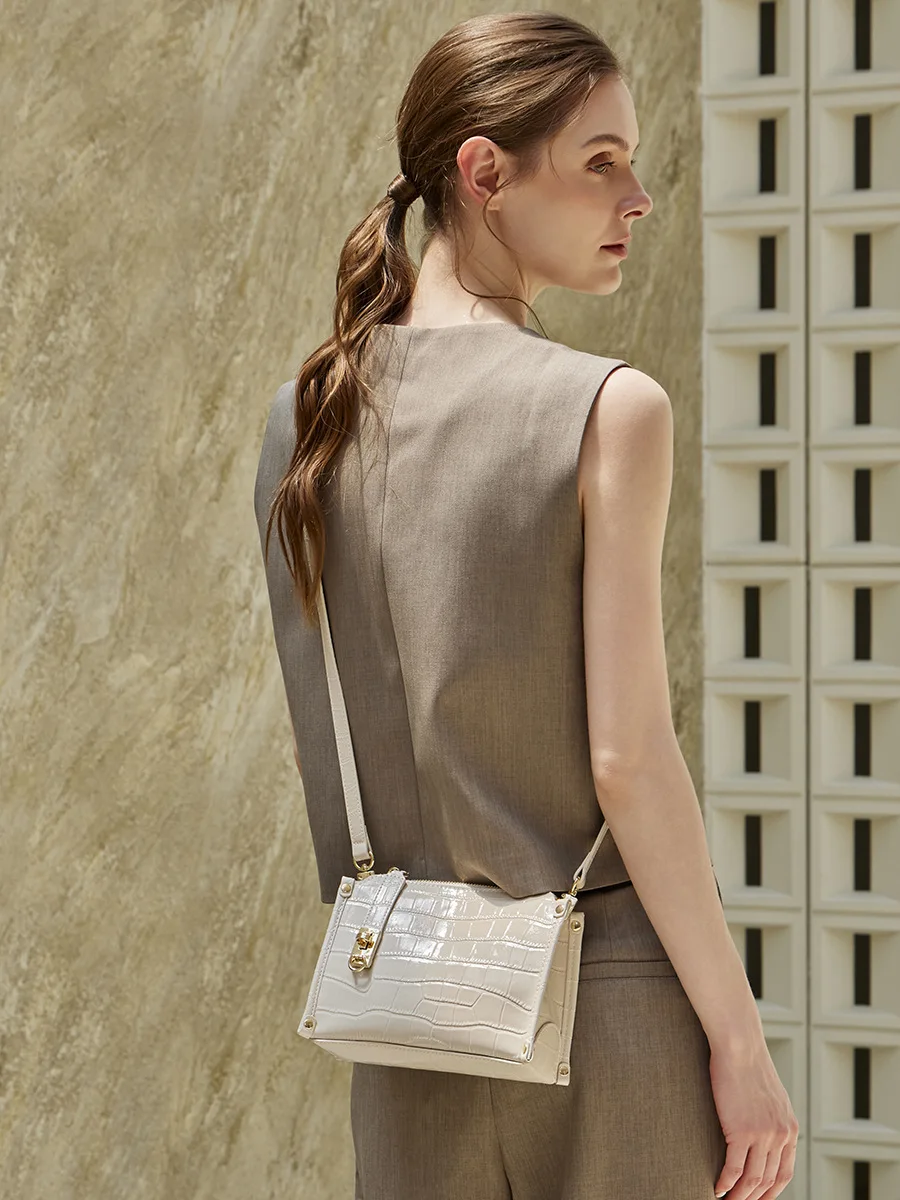 Aidrani Real Cowhide Crocprint Women Crossbody Purse, Shiny Patent Leather Shoulder Bag, Metal Lock Multicompartment Casual