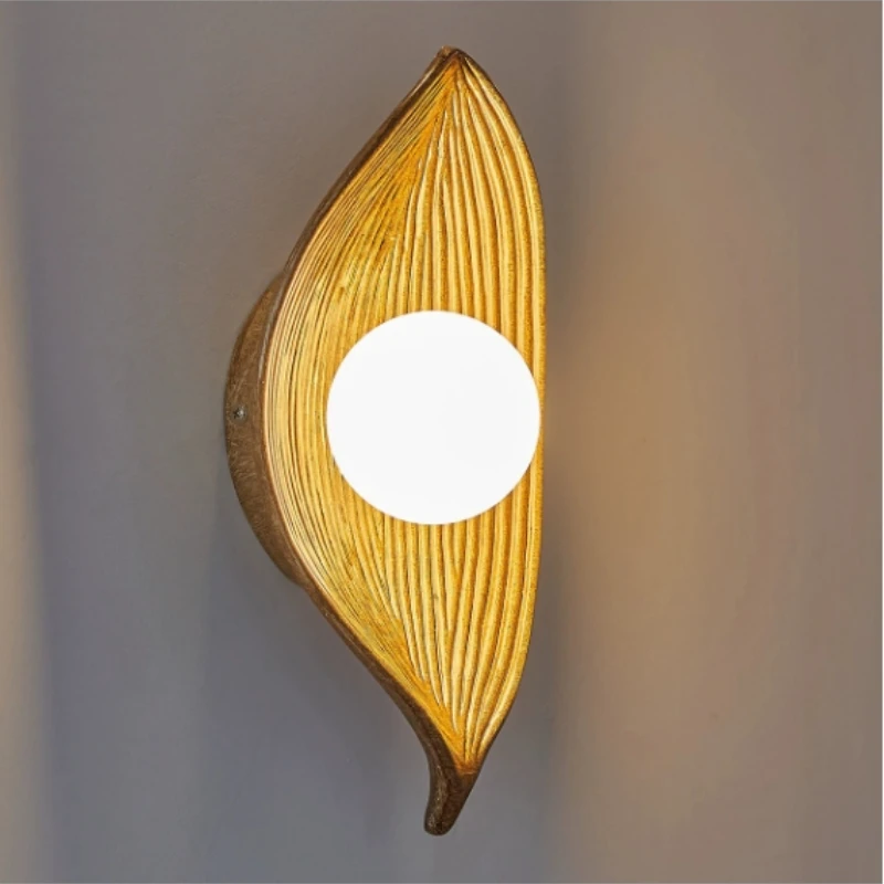 New Retro Leaf Resin LED Wall Lamp for Bedroom Living Room Background Wall Indoor Lighting Decorative Wall Lamp