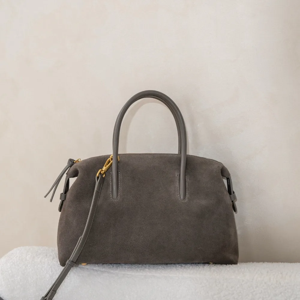 Bowling Bag Large-capacity Commuter Leather Messenger Bag Unique Texture Fashionable Simple and Versatile Advanced and Casual