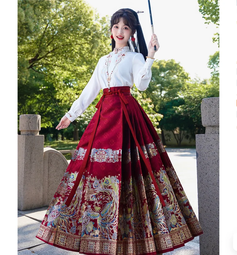 Autumn Chinese style red horse face skirt set wedding Hanfu