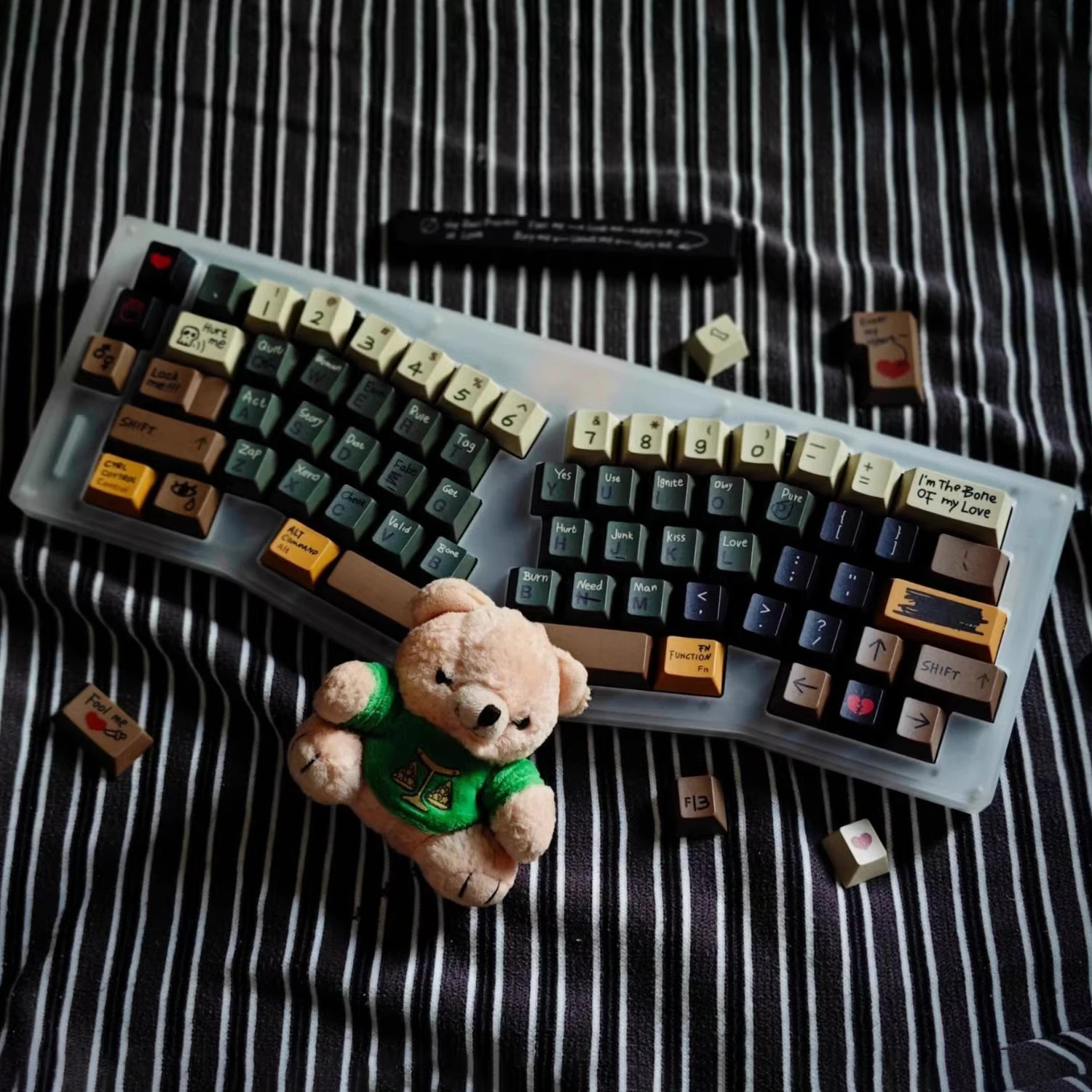 150 Keys Love Story Keycaps Cherry Profile Keycap PBT Dye Sublimation KeyCaps For Keyboard ISO Enter 2.25U 2.75U 6.25 7U Space