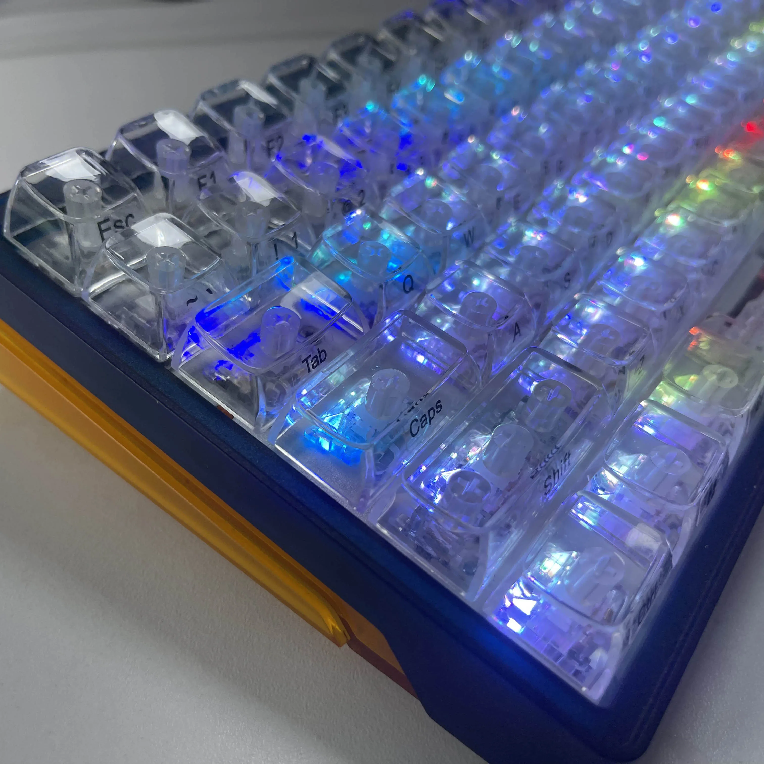132 Keys CBSA Profile Crystal Transparent Keycaps For MX Switch Mechanical Keyboard Blank backlit Gaming Keycap DIY Custom GK61