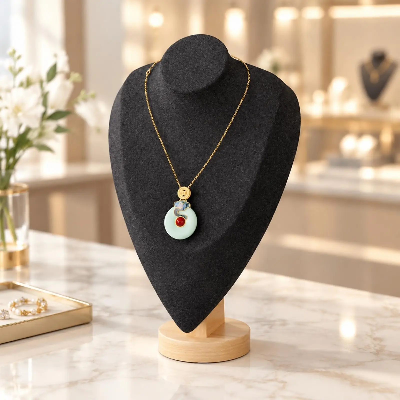 Jewelry Necklace Display Bust Wood Base Holder for Boutique Market Stall Dressing Area Vanity Organizer