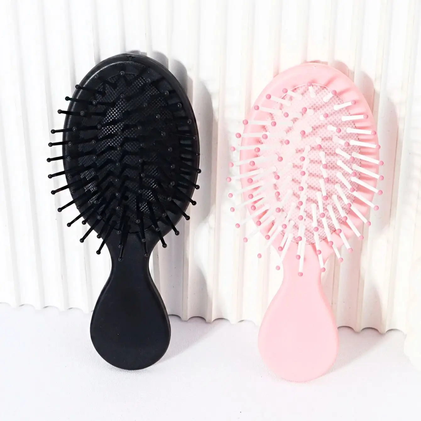 2pcs Multi-Color Mini Portable Air Cushion Hair Brush, Exfoliating Massage Air Cushion Comb Special for Real Hair Wigs