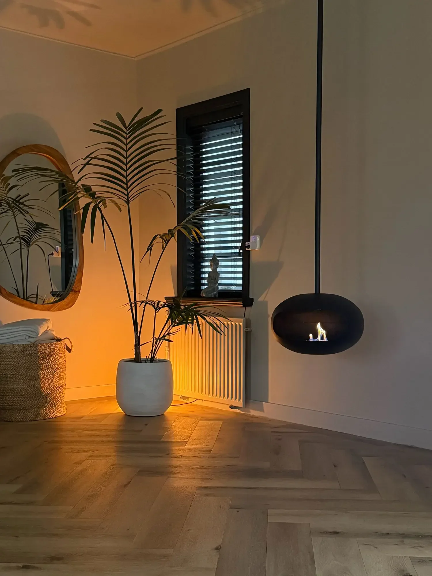 2026new Suspended Heating Decoration Real Fire Fireplace Hanging Indoor Heaters Ceiling Mounted Suspended Bio Alcohol Fireplace