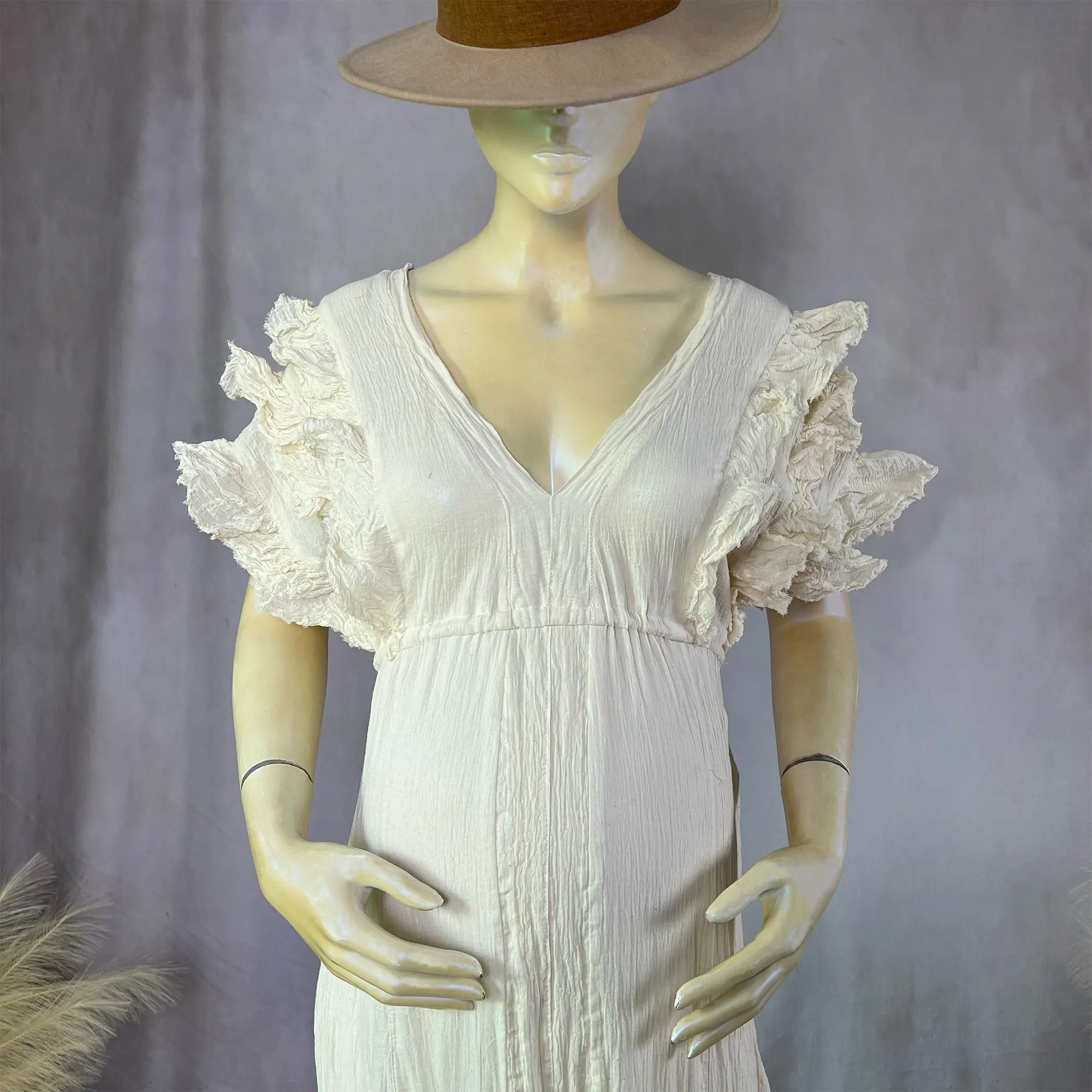 Don&Judy Maternity Maxi Dress with Ruffled Cap Sleeves Front Slit & Flowy Tiered Skirt Elegant Evening Gown for Baby Shower