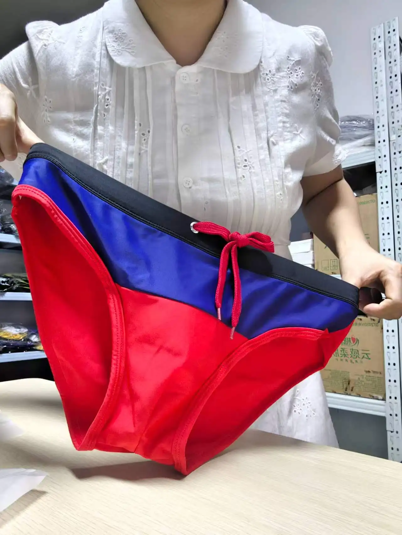 Color matching men's triangle  fashion swimming trunks low waist tight sports cup professional swimsuit 10046zb