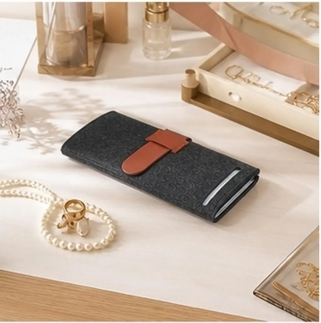 1Pcs Sturdy Felt Jewelry Storage Roll Lightweight Travel Jewelry Pouch Organized Compact Design for Small Jewels Home Gift Use