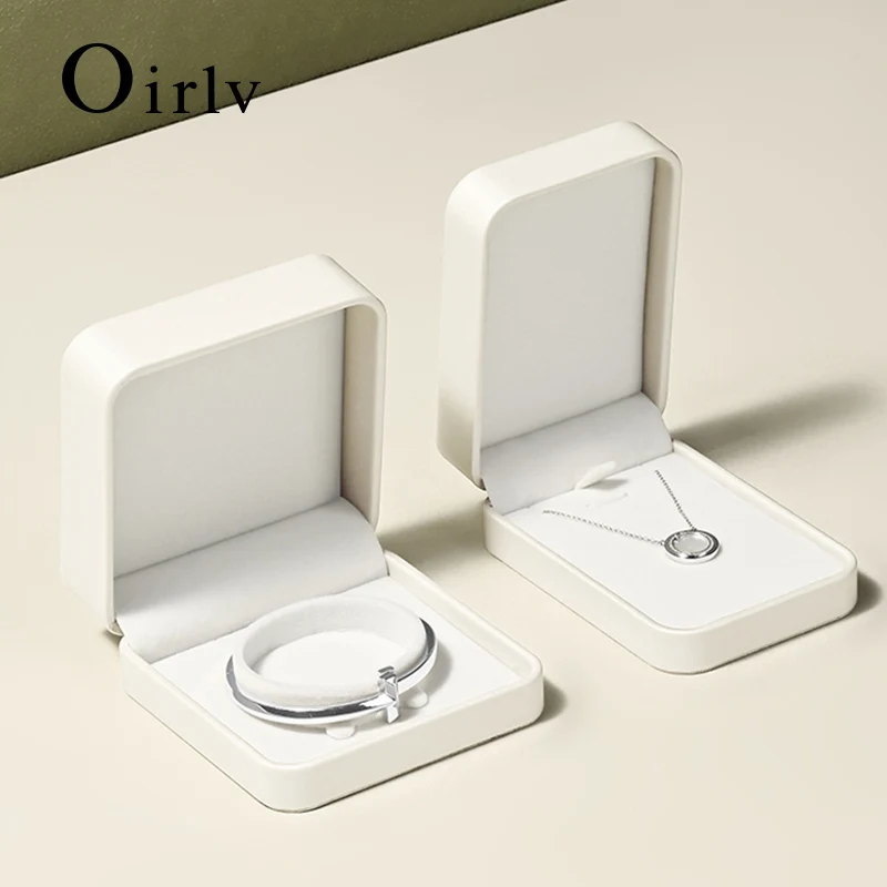 Oirlv Luxury Romantic Leather Jewelry Gift Box Ring Box Necklace Box Packaging Storage Ring Organizer for Wedding  Customizable