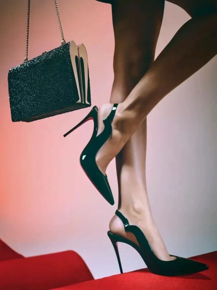 New pointed nude black high heels, women's thin heels, patent leather foreskin, and stylish sandals with a hollow back