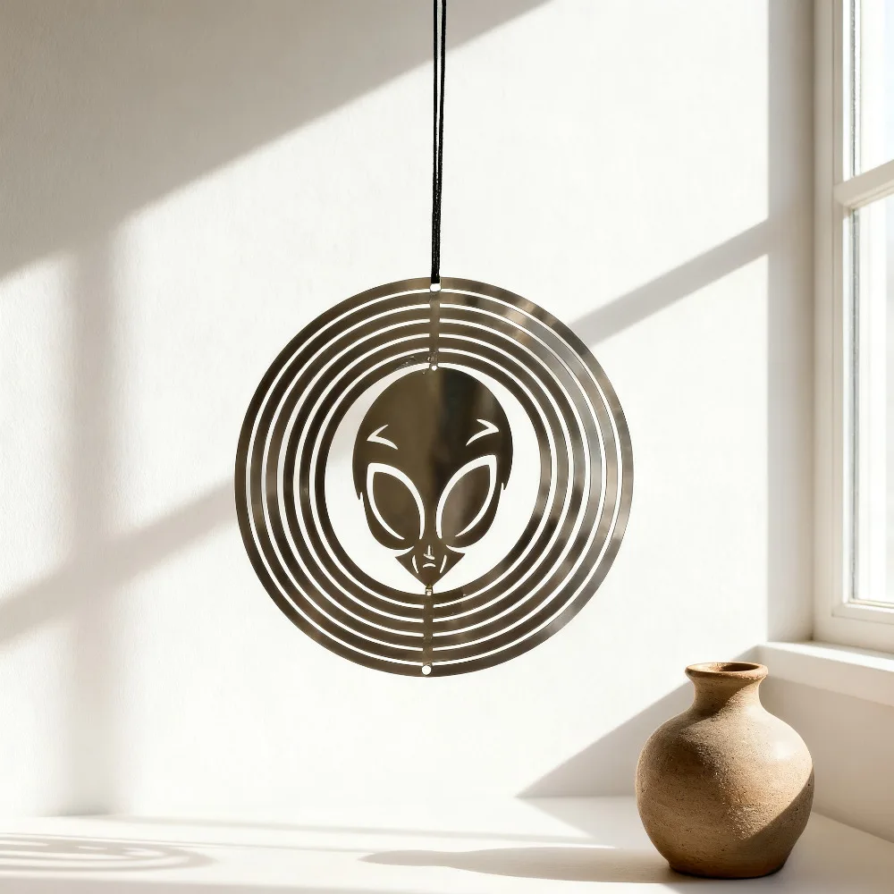 10cm Stainless Steel Alien Rotating Wind Chime Spinner 3D Hanging Decor Pendant Charms Perfect for Garden Patio Outdoor Ornament