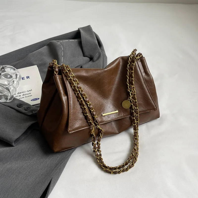 Women Retro Soft PU Leather Shoulder Bag Vintage Brown Gold Chain Strap Large Capacity Tote Bag Daily Commuter Crossbody Handbag
