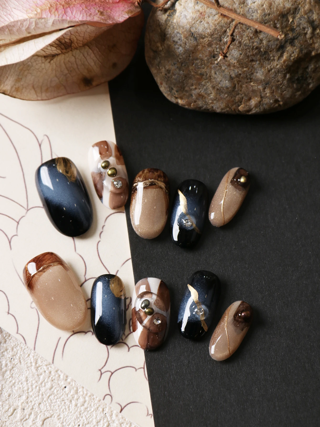 10Pcs Press on Nails Short Brown Cat Eyes Blue Acrylic Press on Nails Fake Nails Includes 1 Sheet Adhesive Tabs & 1 Pc Mini File