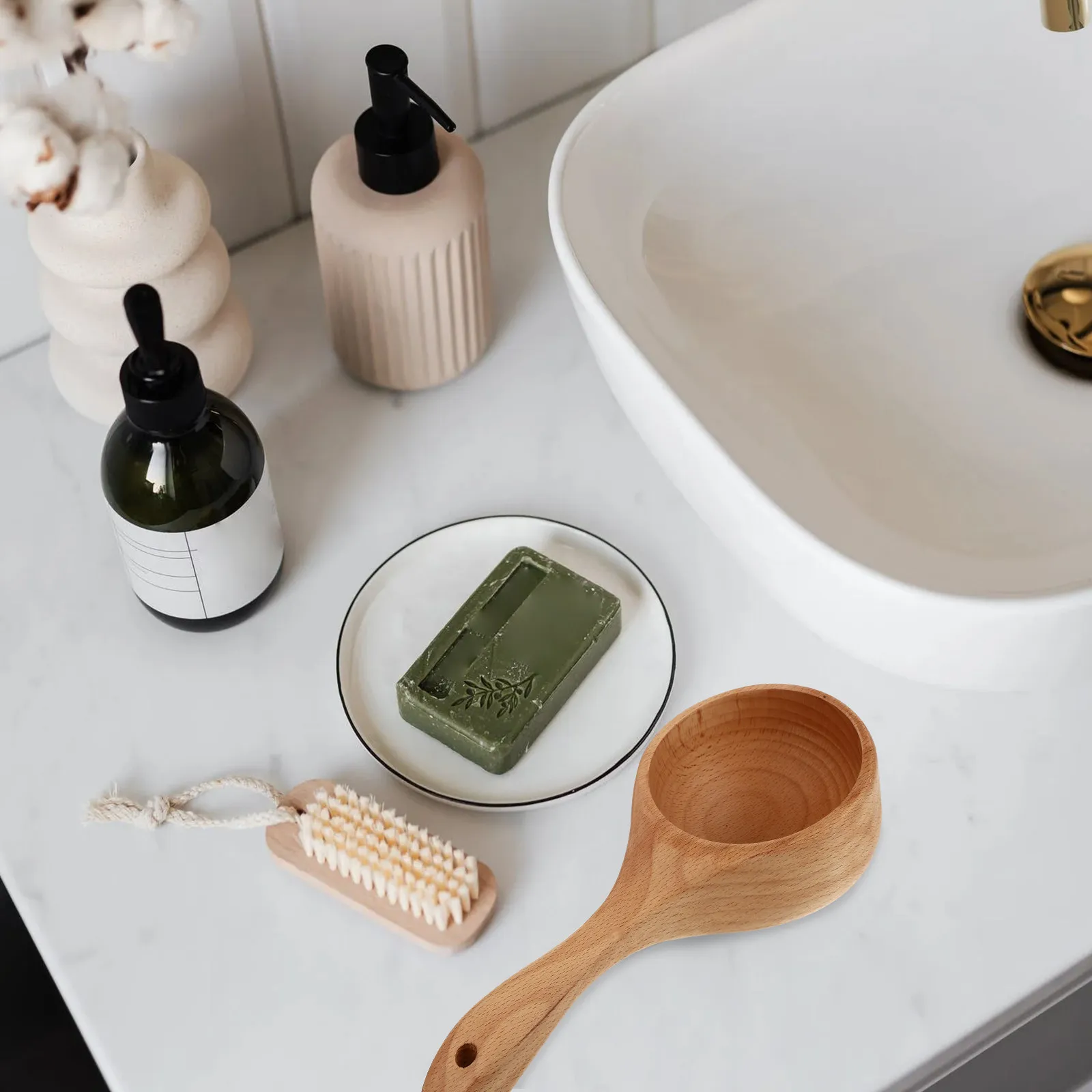 1Pcs Fine Crafted Beech Wood Bath Spoon Kitchen Water Scoop Sauna Room Ladle Sturdy Handle Easy Grip Drying Fast Multipurpose