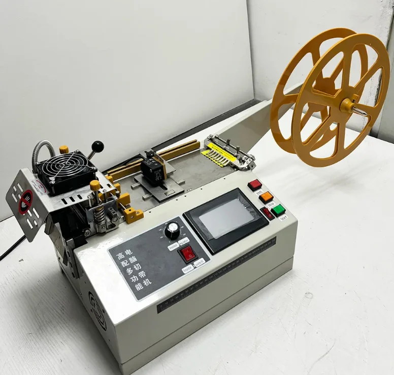 120 Electronic Eye Trademark Cutting Machine, Cold and Hot Cutting Infrared Positioning Trademark Tape Woven Label Cloth Label