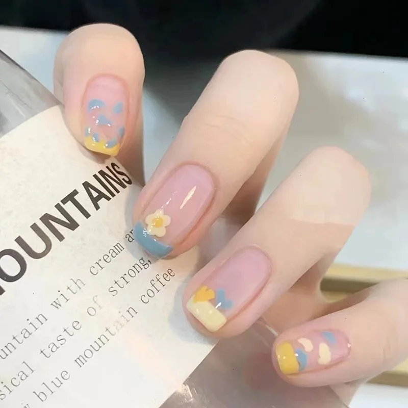 24Pcs/Set Artifical Seamless Removable Fake Nails Wearing Reusable Press-On Nails Ballerina Coffin Cute Kawaii False Nail