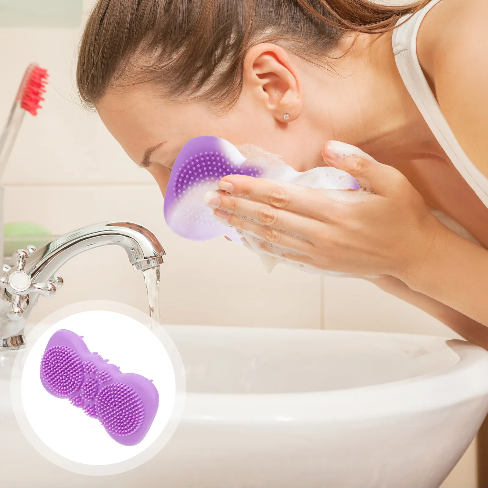 1Pcs Silicone Body Brush Baby Bath Hair Scrubber Brush Soft Skin Cleaning Scrubber Tool Face Cleaning Tool