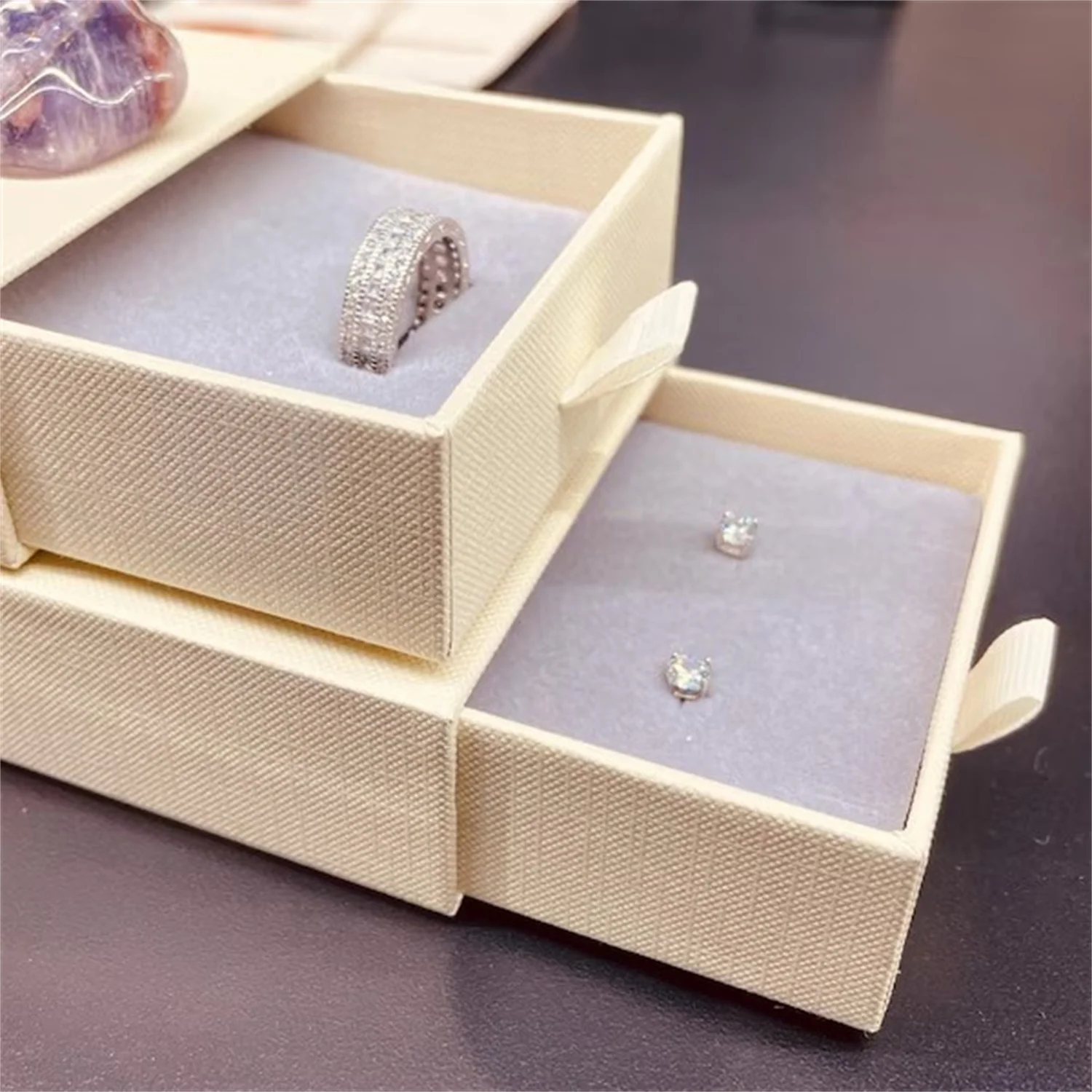 50pcs 9.5*9.5*2.5cm lined drawer box paper box necklace earring box with sponge personalized logo exquisite jewelry bag