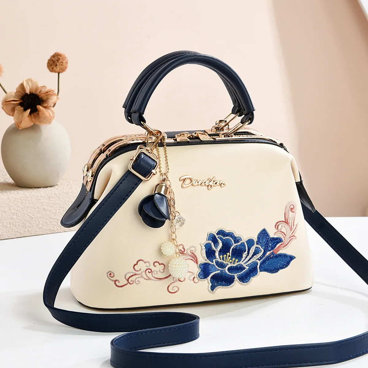 New Woman Shoulder Bag Large Capacity Handbag for Women Crossbody Bag Lychee Pattern Portable Bucket Bag Ladies Messenger Bags