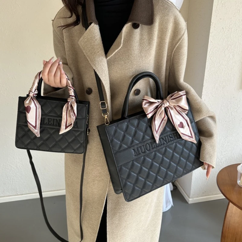 Popular Fashion Diamond Grid Embroidery Thread Korean Version Gentle Temperament Scarf Handbag, New Tote Bags