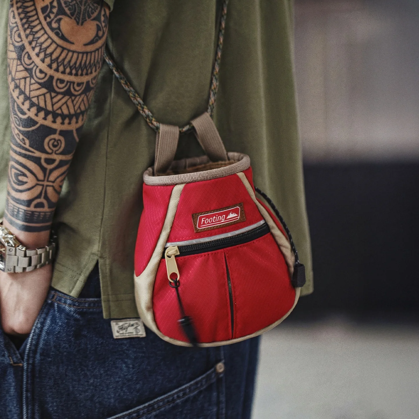 Maden Men's Outdoor Crossbody Bag Lightweight Small Shoulder Bag Utility Storage Pouch Casual Red Bag Fanny Pack